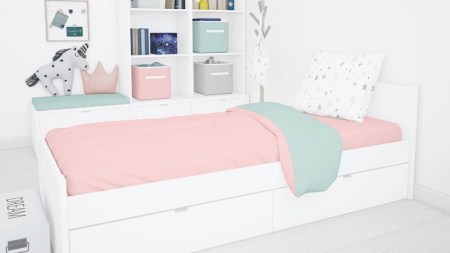 Habitación juvenil con un edredón reversible cama mint y rosa. Tejido 100% algodón orgánico de Estrellita la Valiente.