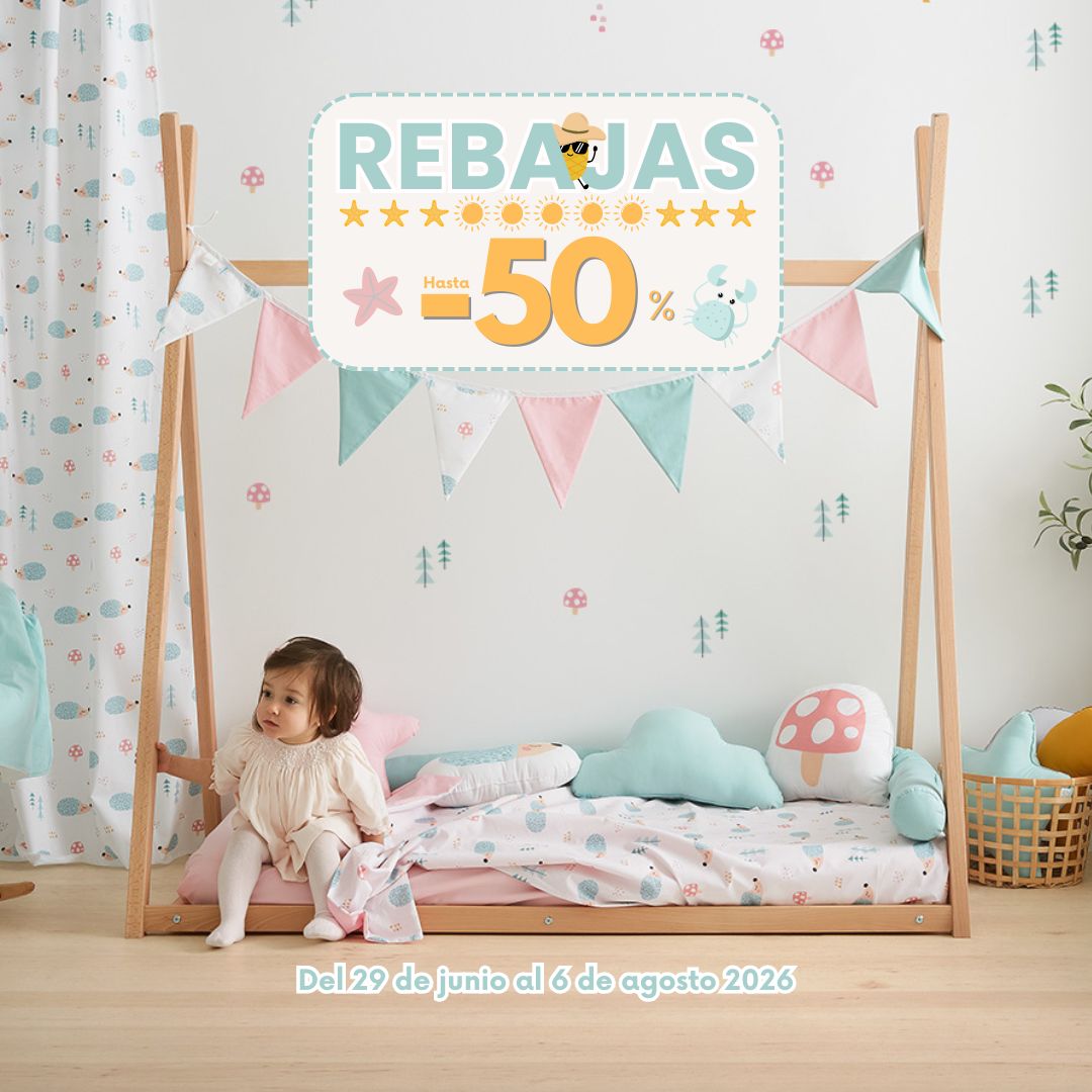 Campaña Rebajas de verano 2026. Niña en una habitación infantil con los datos de la campaña de verano de 2026